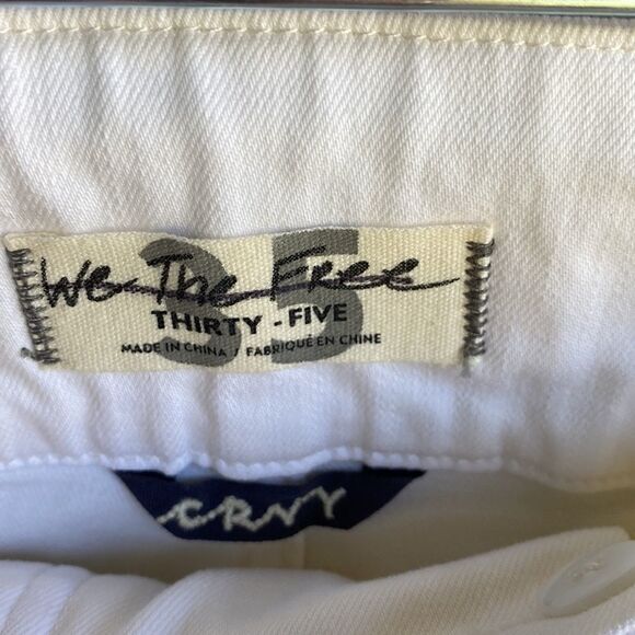 NWT - We The Free Crvy Lace Up Front Jeans in Ivory Size: 35 - Picture 4 of 7